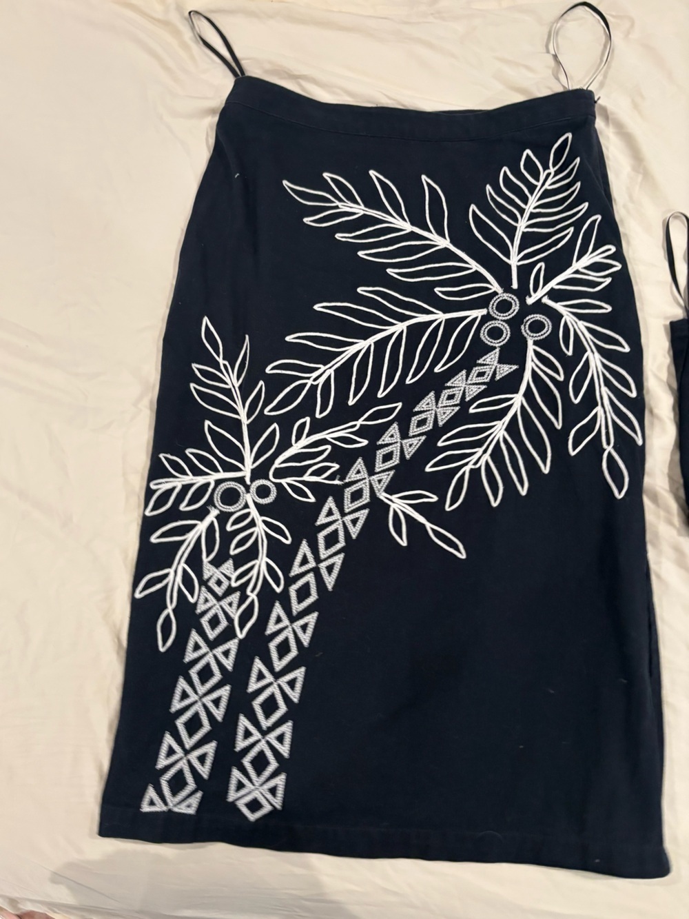 Anthropologie Women's Embroidered Midi Skirt WITH THE TOP BLACK Size Us 14 - Picture 3 of 13
